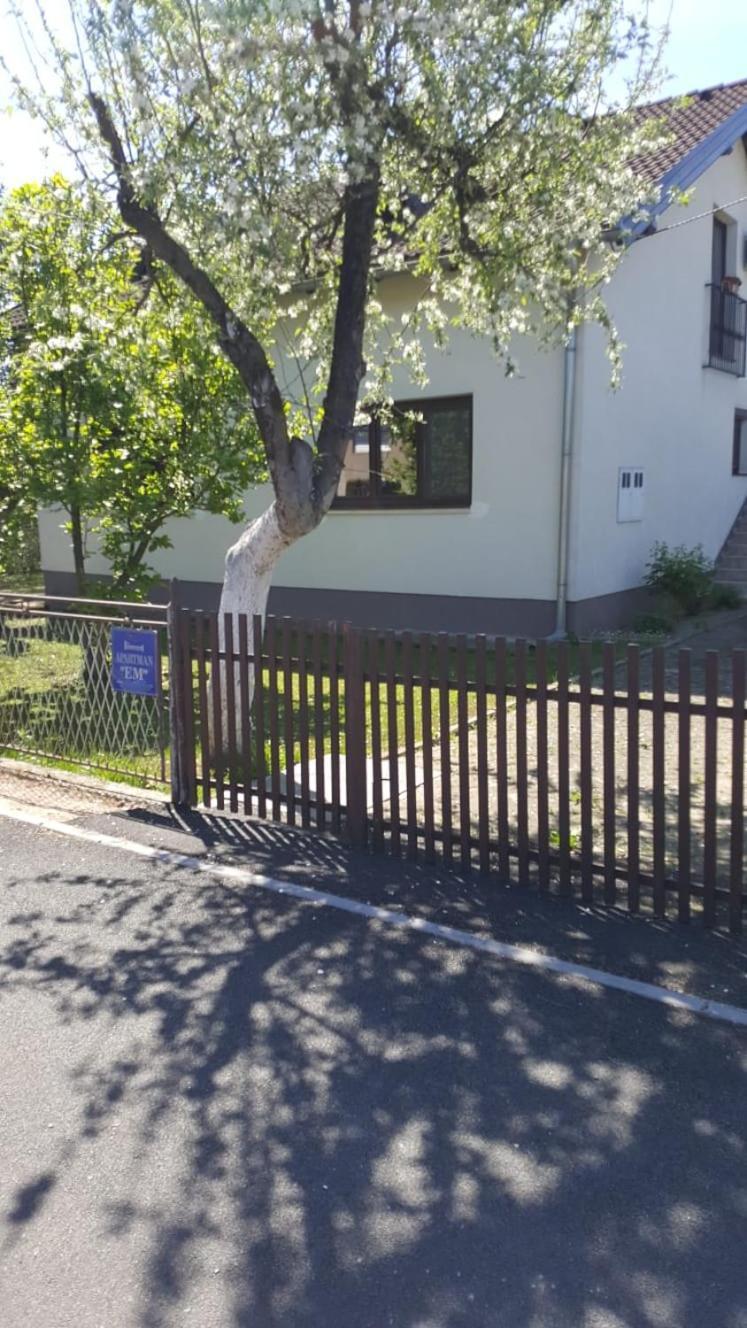 Apartman "Em" Bihać Zewnętrze zdjęcie